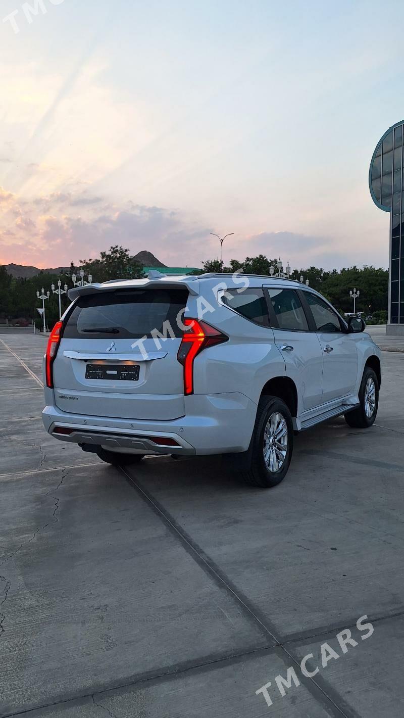 Mitsubishi Pajero 2020 - 450 000 TMT - Туркменбаши - img 10