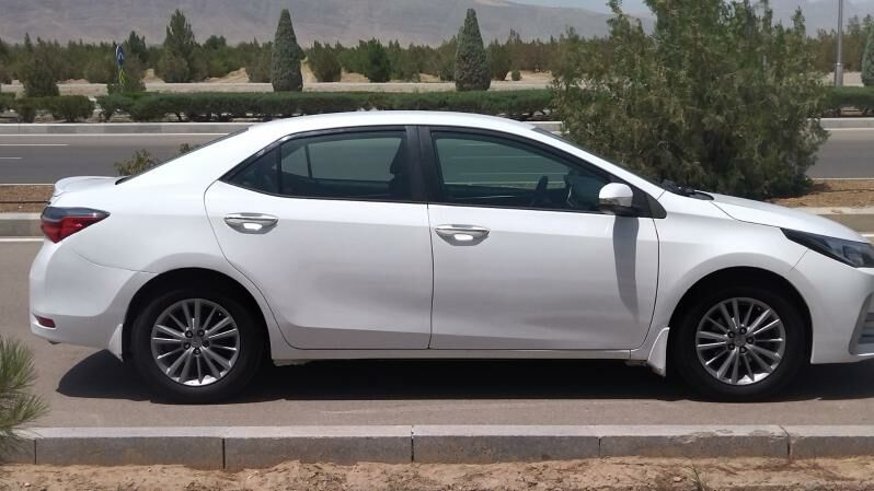 Toyota Corolla 2018 - 210 000 TMT - Aşgabat - img 6