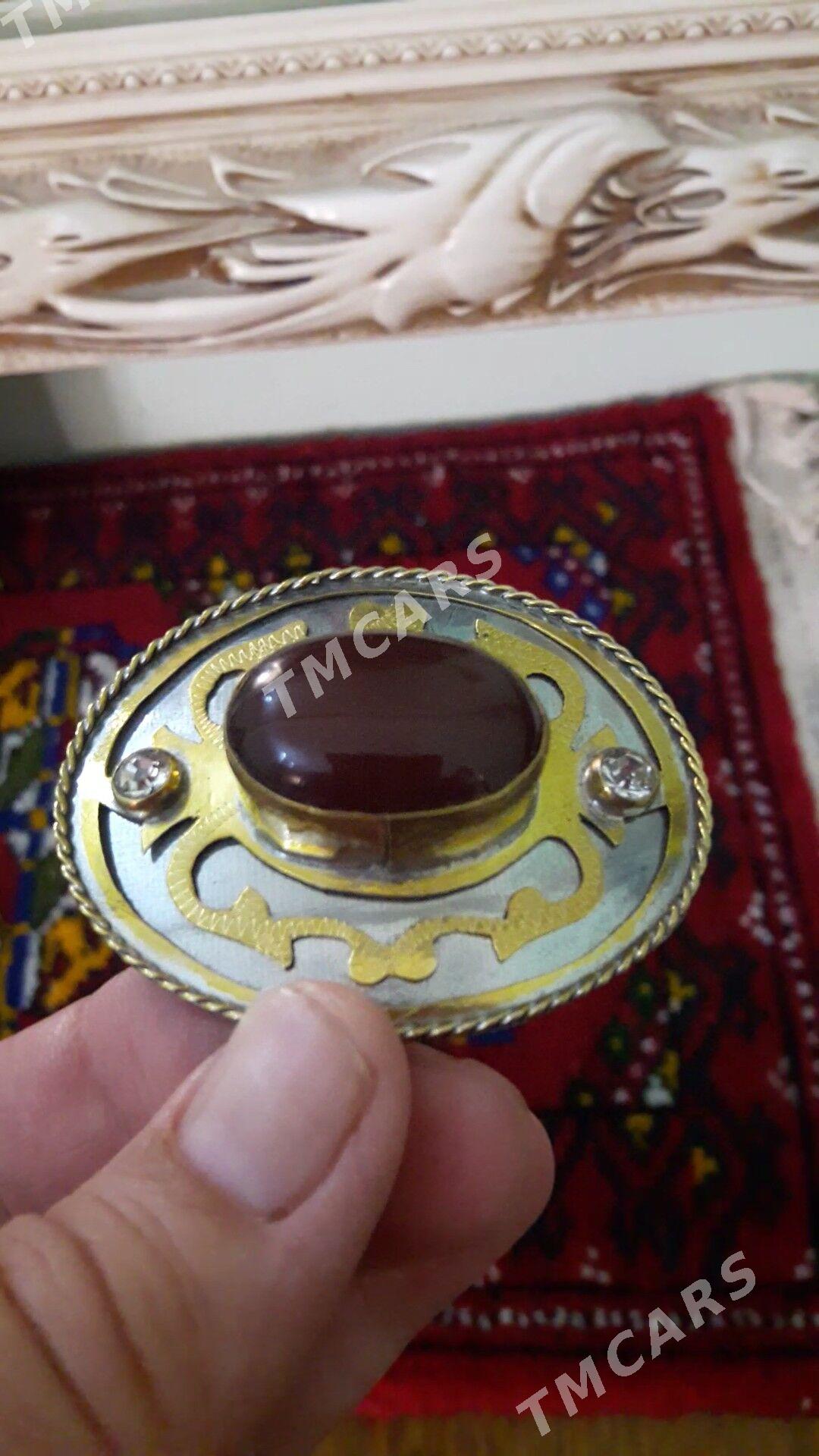 broşga - Mary - img 3