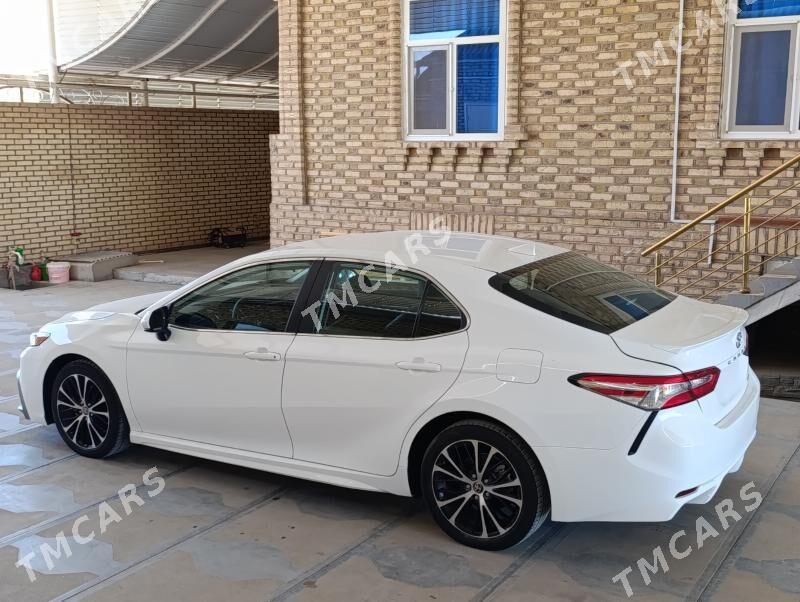 Toyota Camry 2020 - 305 000 TMT - Мары - img 5