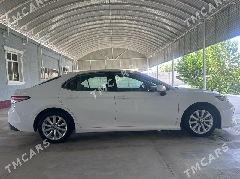 Toyota Camry 2019 - 300 000 TMT - Сакарчага - img 9