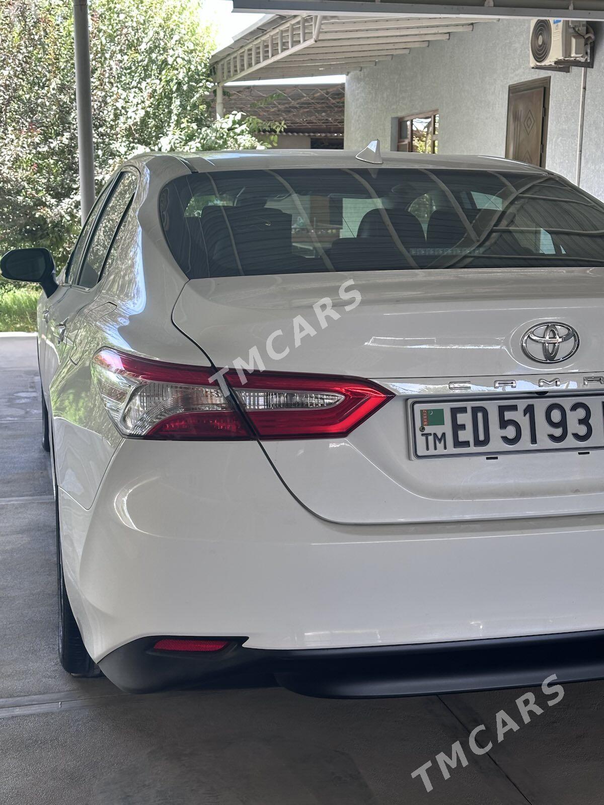 Toyota Camry 2019 - 300 000 TMT - Сакарчага - img 6
