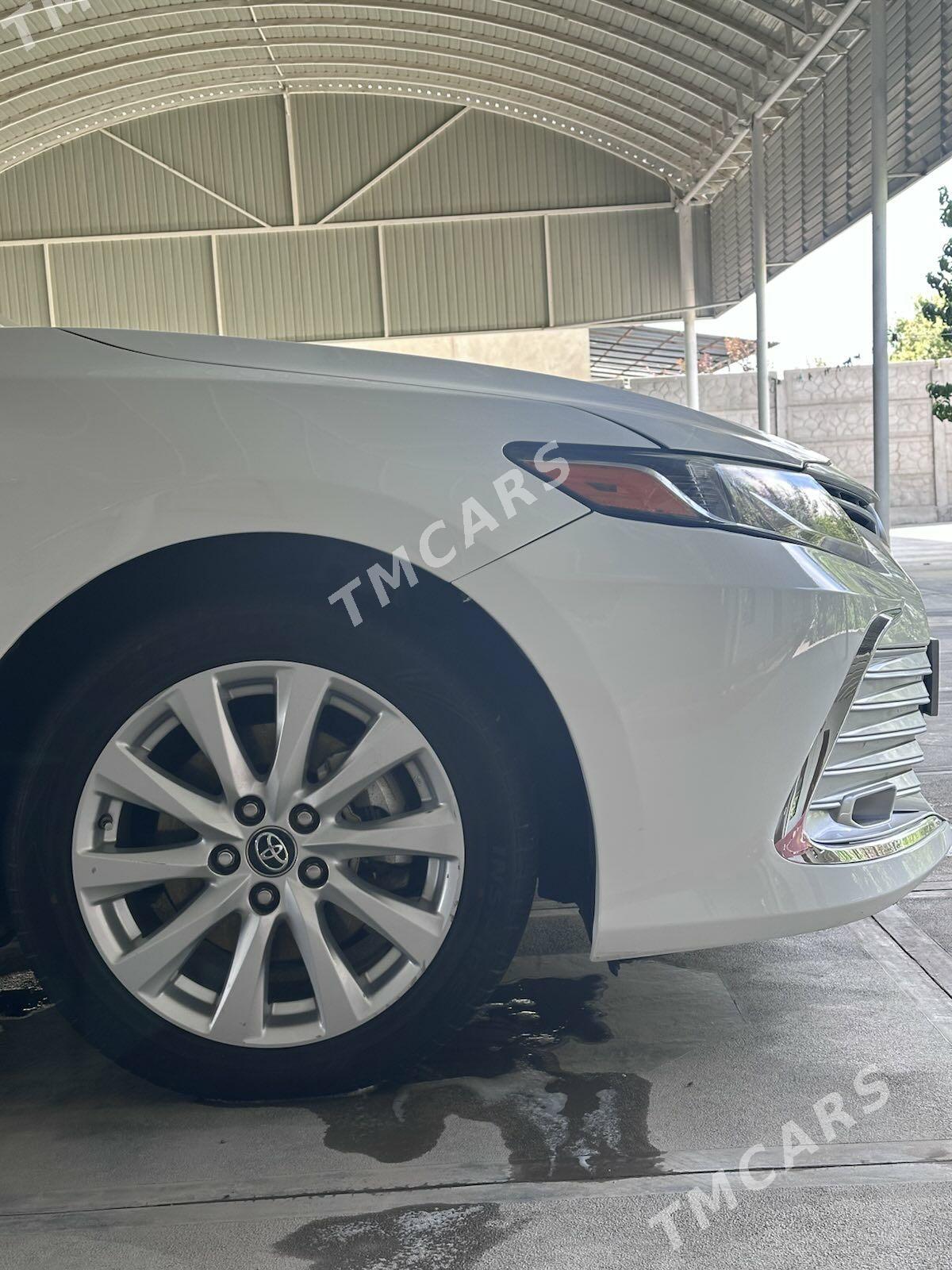 Toyota Camry 2019 - 300 000 TMT - Сакарчага - img 3