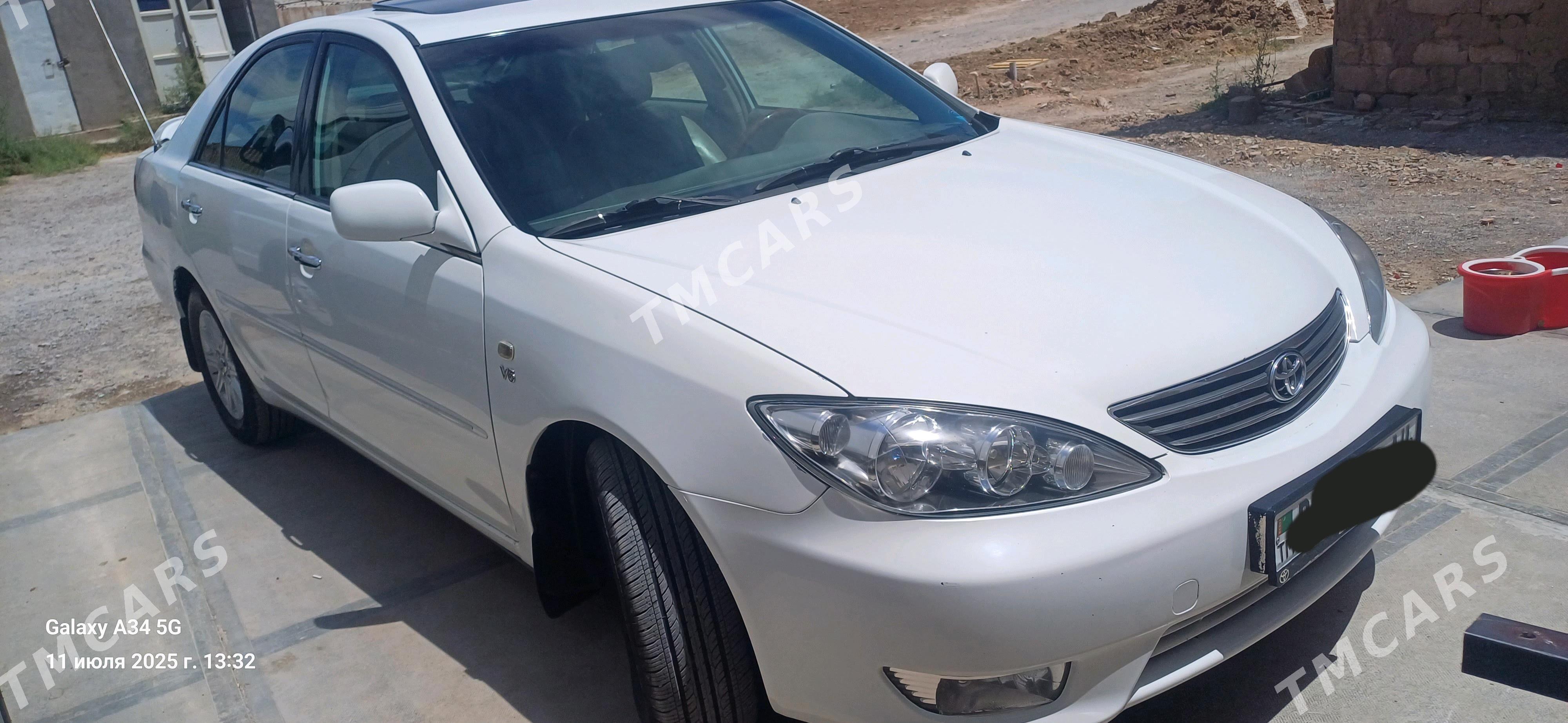 Toyota Camry 2004 - 200 000 TMT - Бабадайхан - img 2