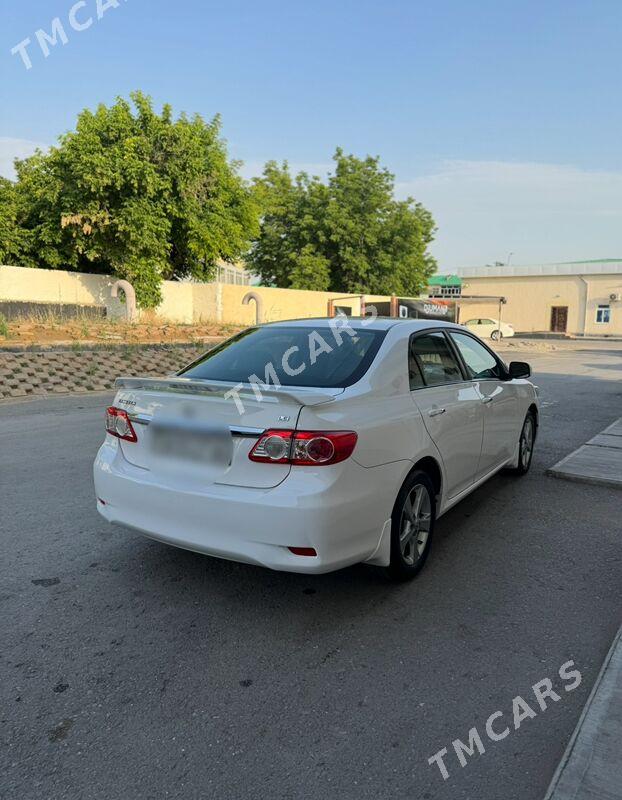 Toyota Corolla 2011 - 175 000 TMT - Кëши - img 2
