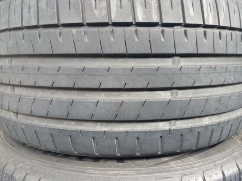 245-40-19 falken 300 TMT - Bedew - img 6
