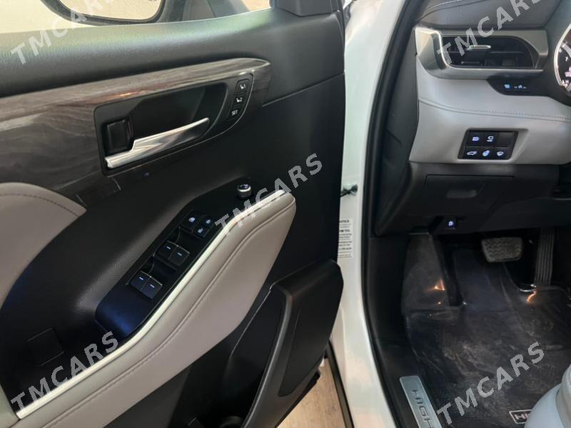 Toyota Highlander 2022 - 690 000 TMT - Aşgabat - img 3