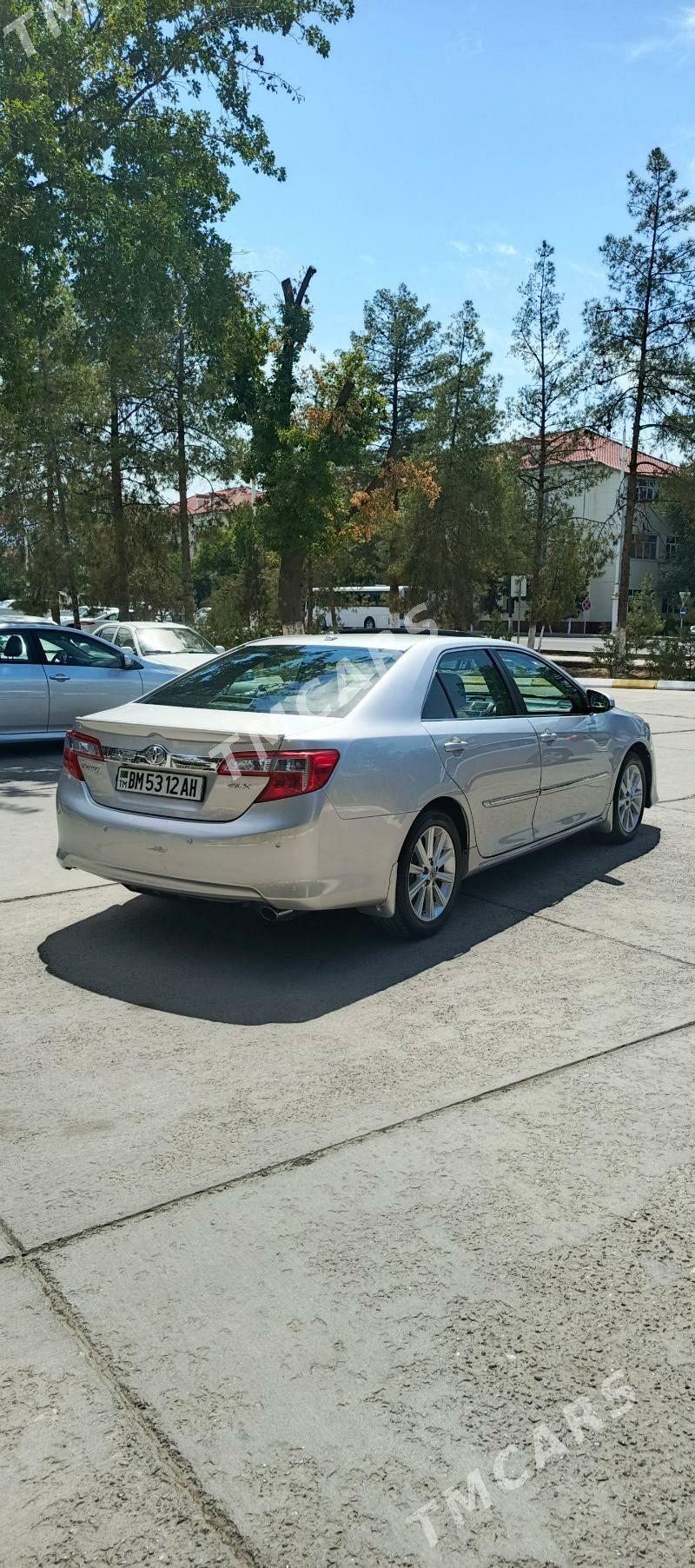 Toyota Camry 2013 - 217 000 TMT - Aşgabat - img 4