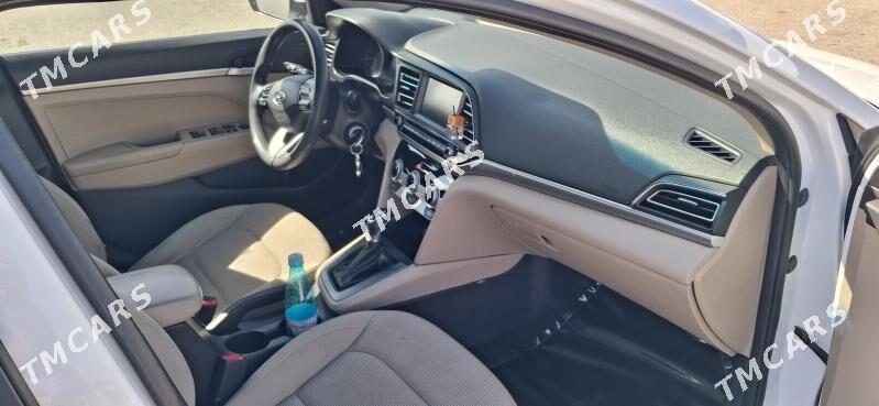 Hyundai Elantra 2019 - 220 000 TMT - 15-nji tapgyr - img 3