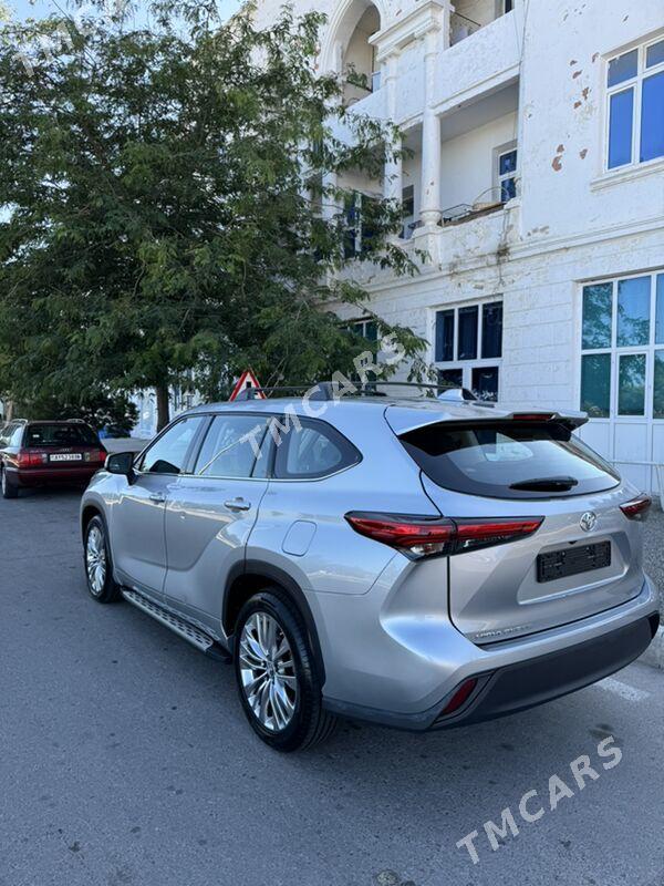 Toyota Highlander 2022 - 477 000 TMT - Туркменбаши - img 8