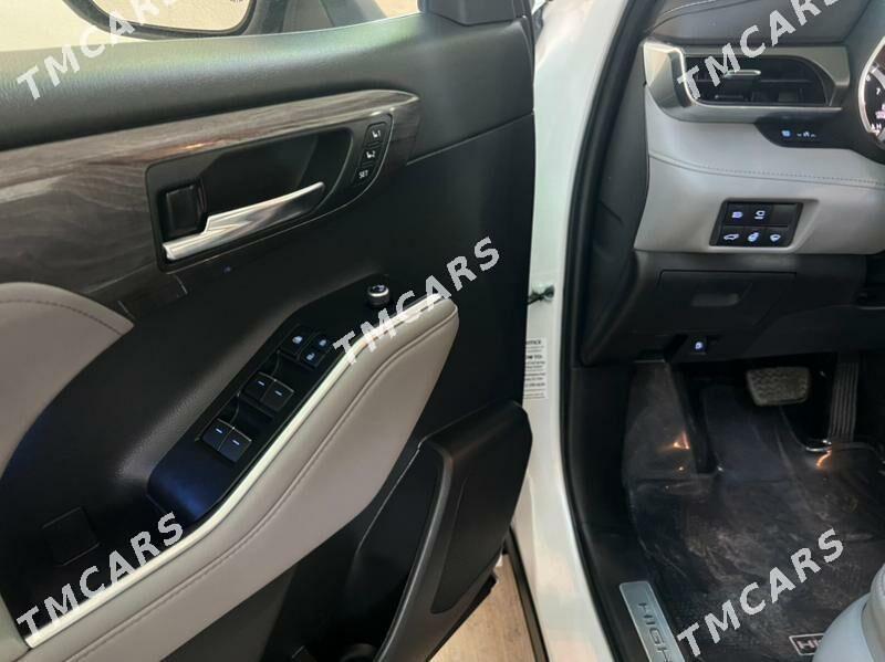 Toyota Highlander 2022 - 690 000 TMT - Änew - img 10
