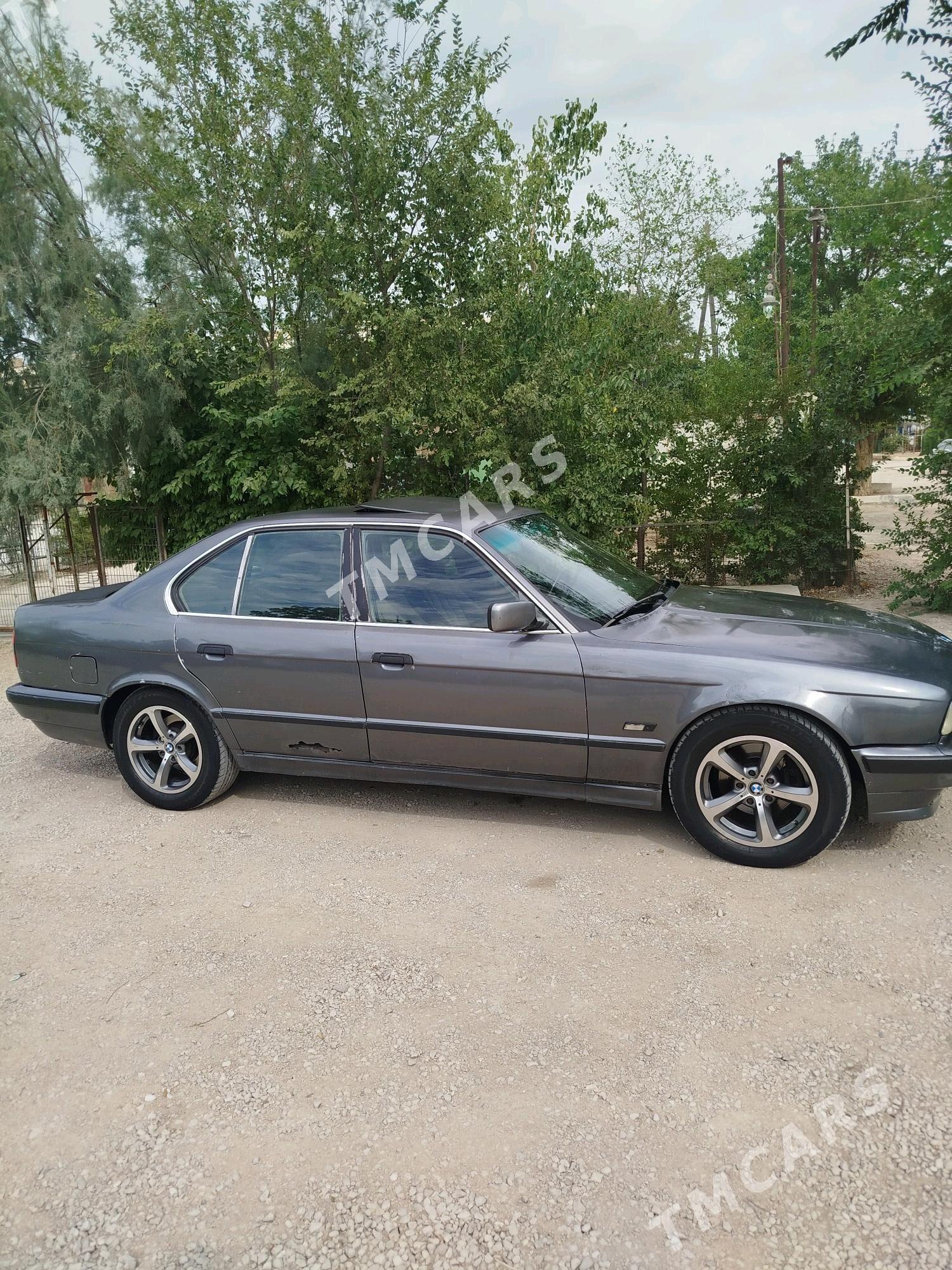 BMW 535 1990 - 25 000 TMT - Балканабат - img 5