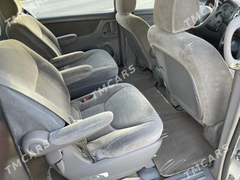 Toyota Sienna 2004 - 234 000 TMT - Ашхабад - img 8