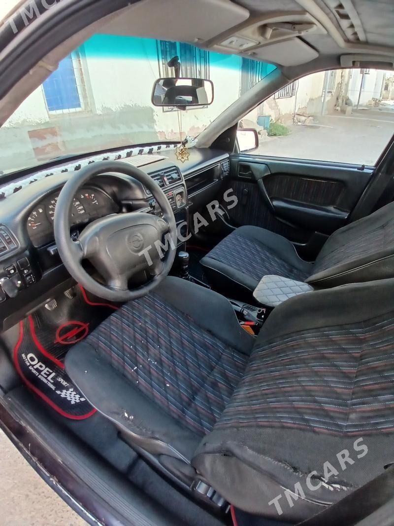 Opel Vectra 1993 - 26 000 TMT - Туркменабат - img 2