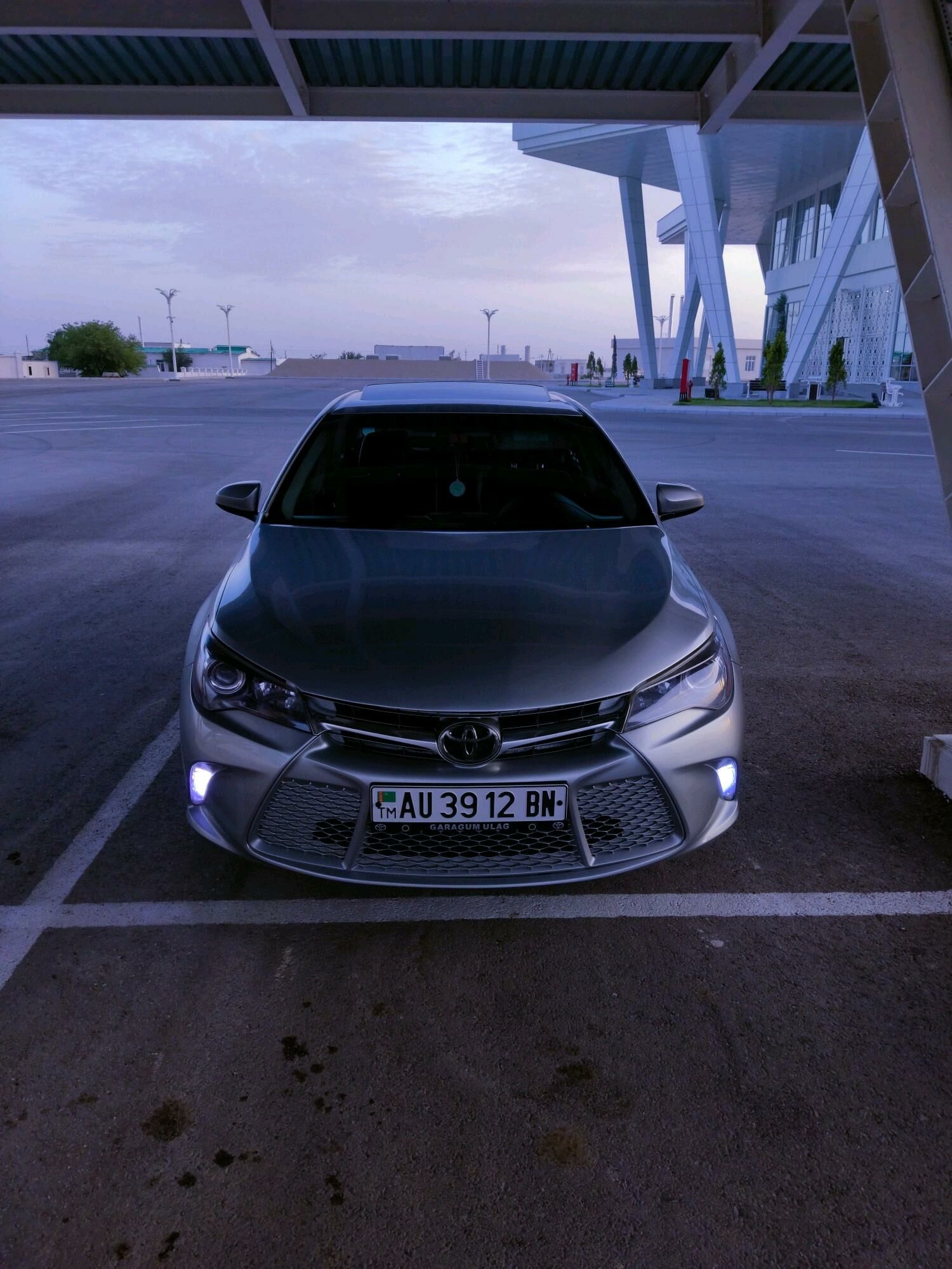 Toyota Camry 2016 - 285 000 TMT - Хазар - img 5