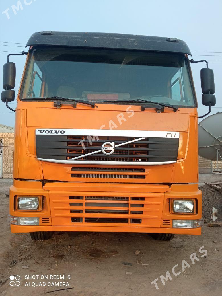 Howo Sinotruk 2011 - 300 000 TMT - Murgap - img 2