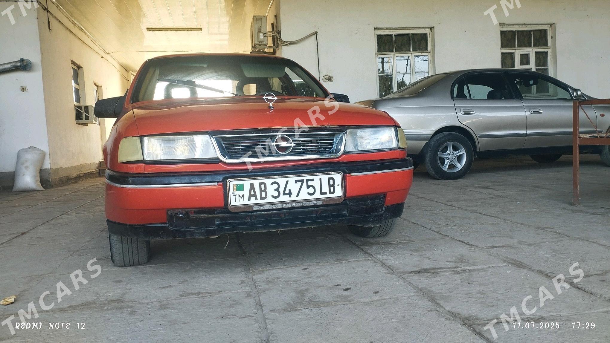 Opel Vectra 1989 - 20 000 TMT - Dänew - img 2
