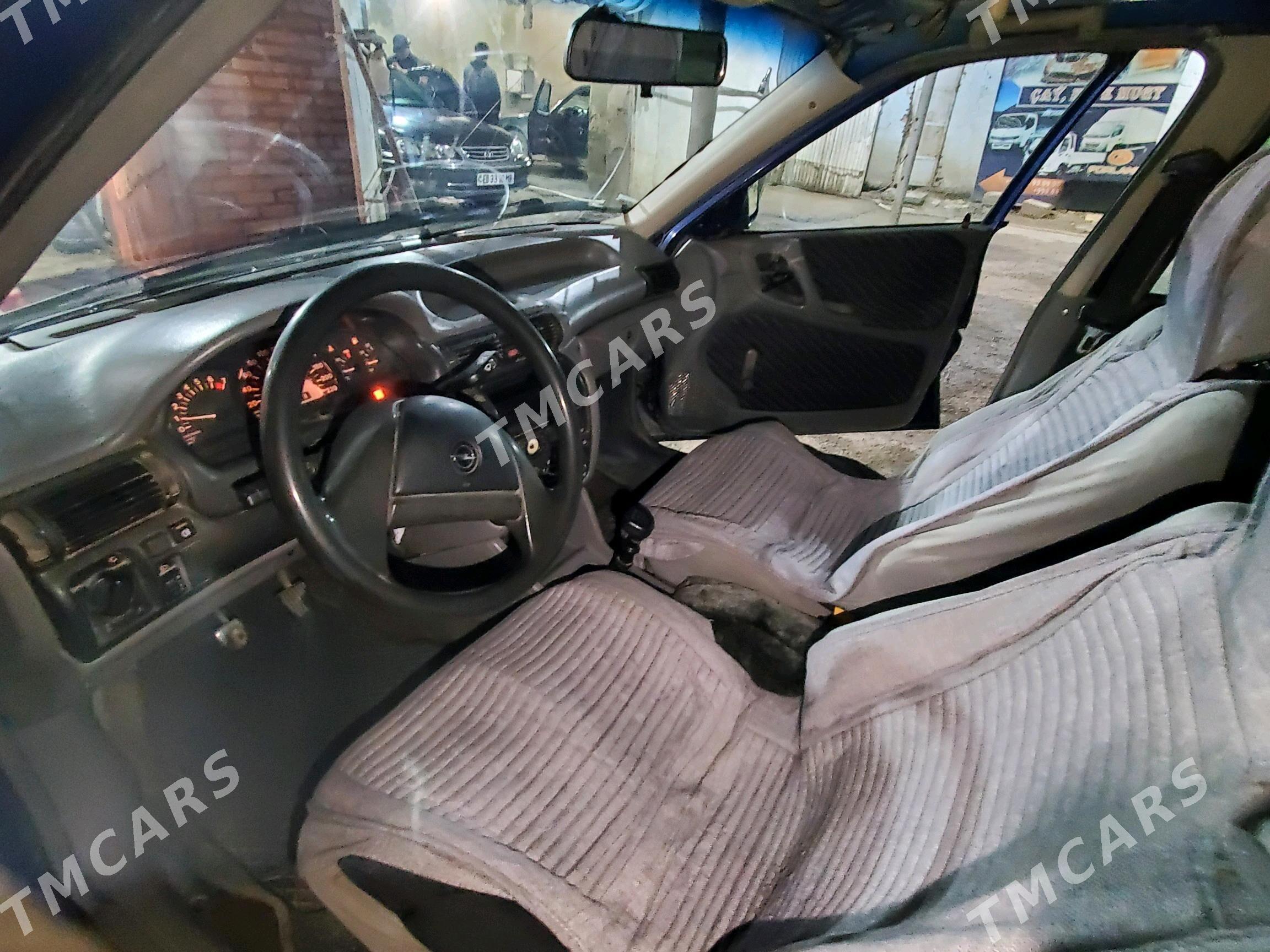 Opel Astra 1992 - 25 000 TMT - Мары - img 4