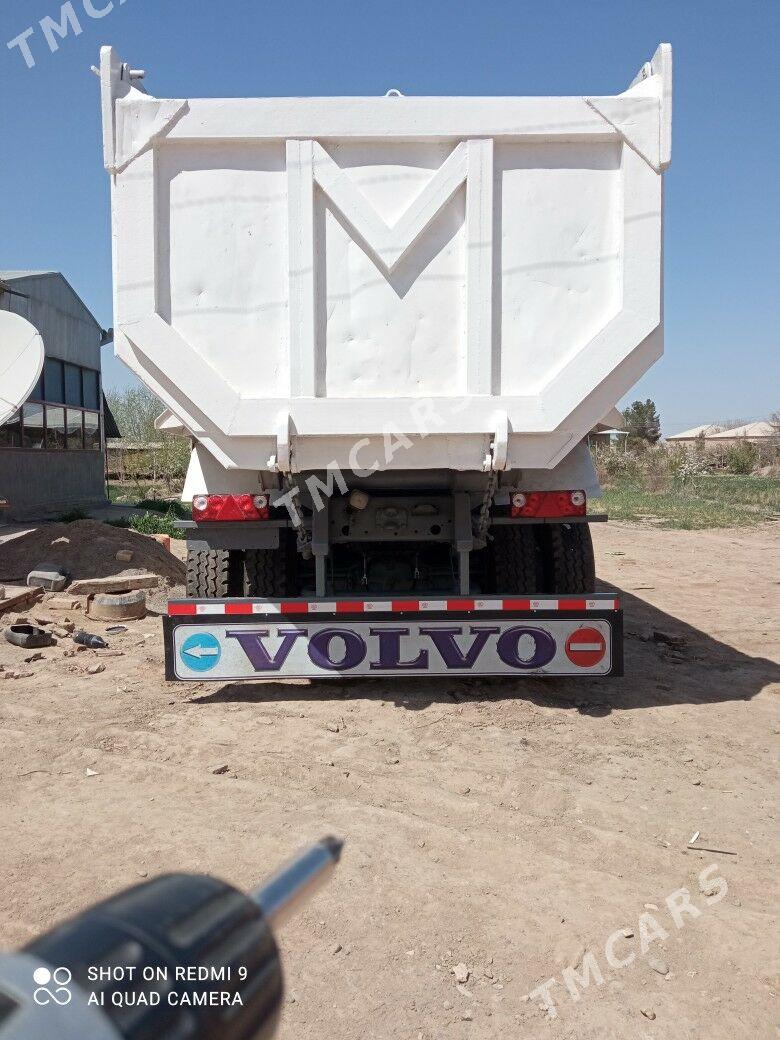Howo Sinotruk 2011 - 300 000 TMT - Murgap - img 3