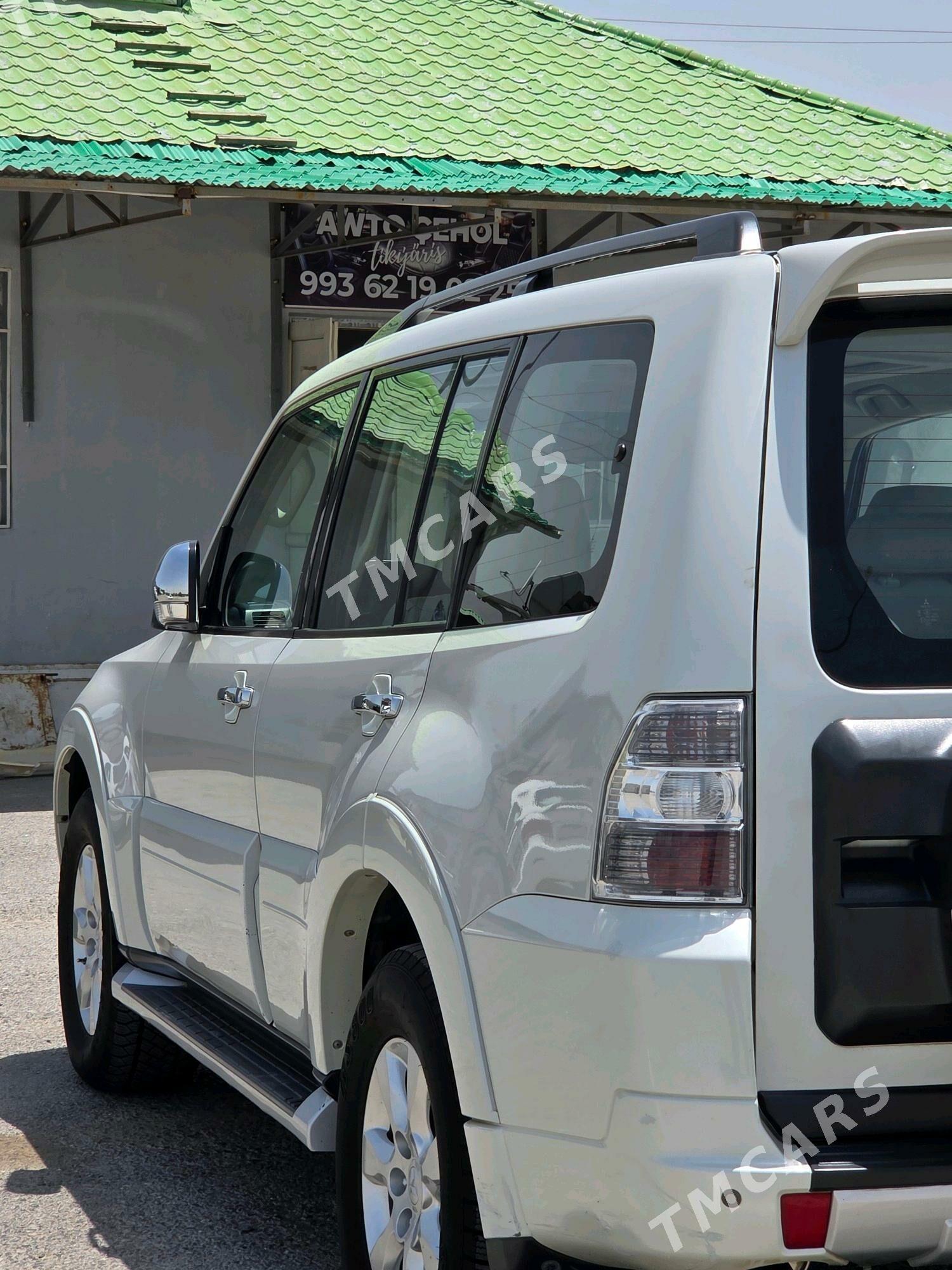 Mitsubishi Pajero 2014 - 285 000 TMT - Aşgabat - img 4