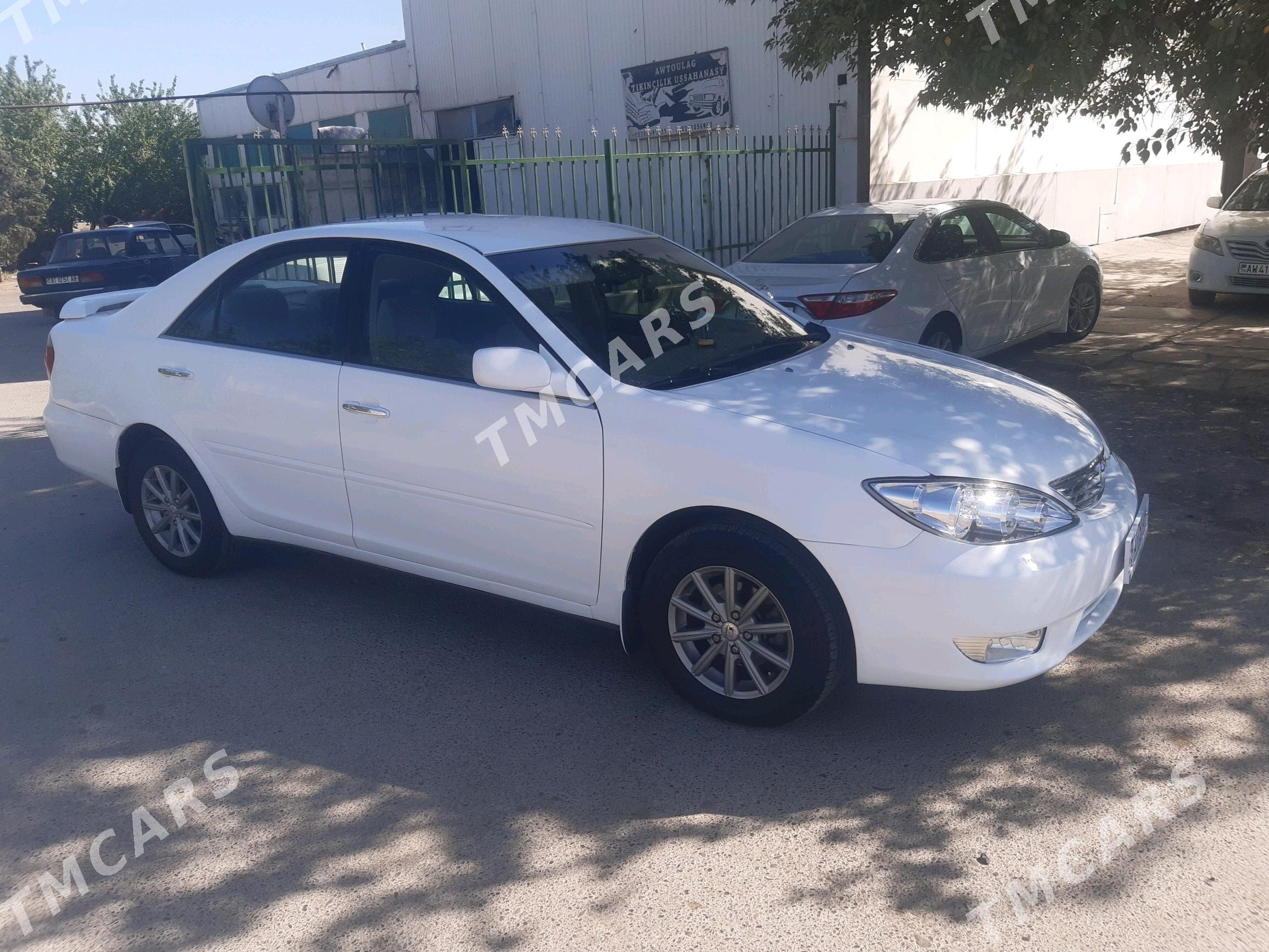 Toyota Camry 2005 - 185 000 TMT - Теджен - img 3