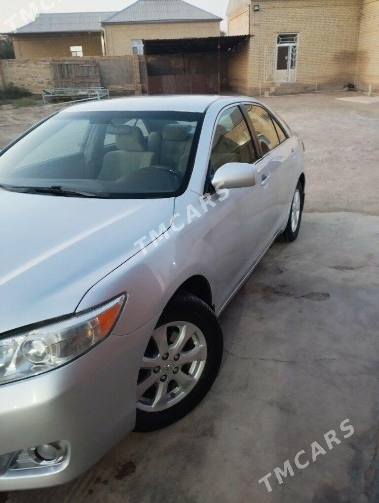 Toyota Camry 2010 - 185 000 TMT - Мары - img 5
