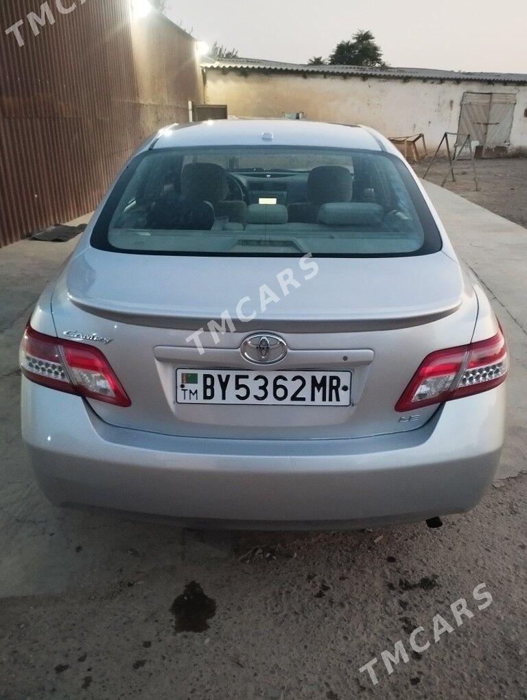 Toyota Camry 2010 - 185 000 TMT - Мары - img 2