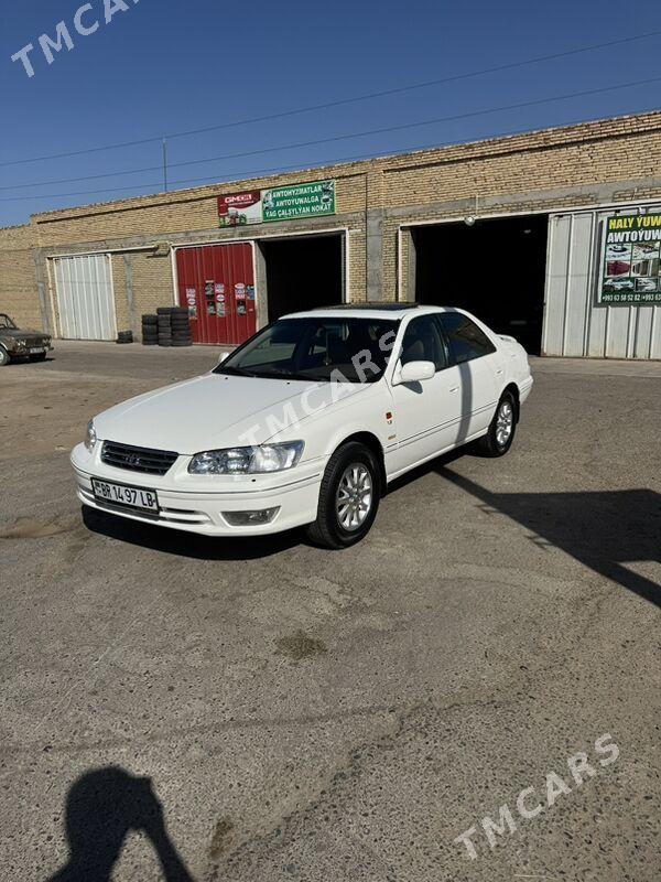 Toyota Camry 2000 - 170 000 TMT - Sakar - img 5