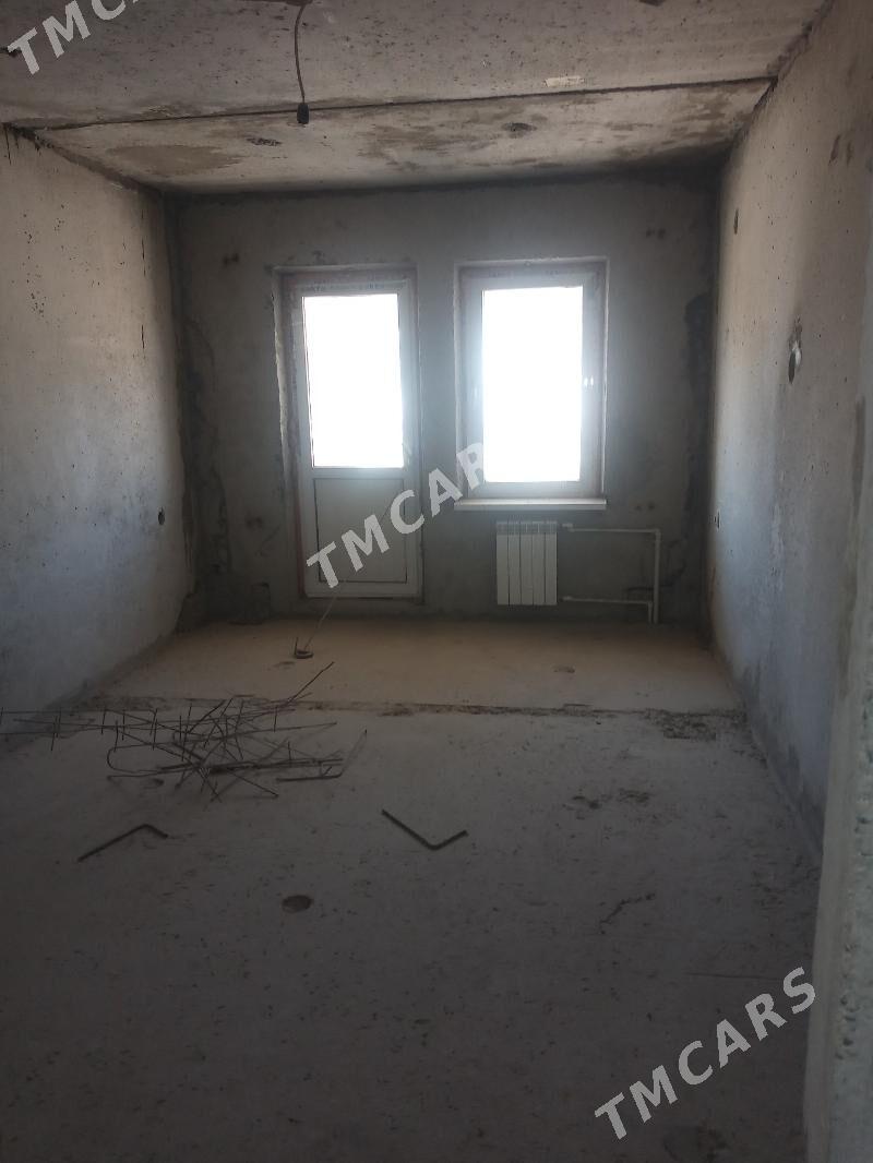Мкр Химик 4-х комнатная кв. - Туркменабат - img 4
