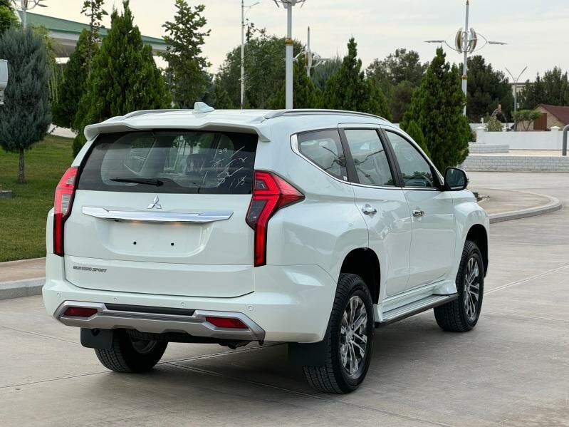 Mitsubishi Montero Sport 2023 - 560 000 TMT - Ашхабад - img 5