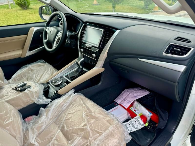 Mitsubishi Montero Sport 2023 - 560 000 TMT - Ашхабад - img 7