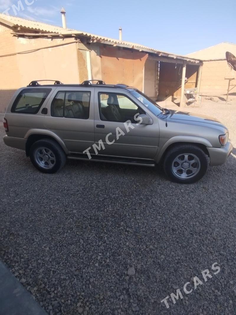 Nissan Pathfinder 2001 - 85 000 TMT - Теджен - img 2