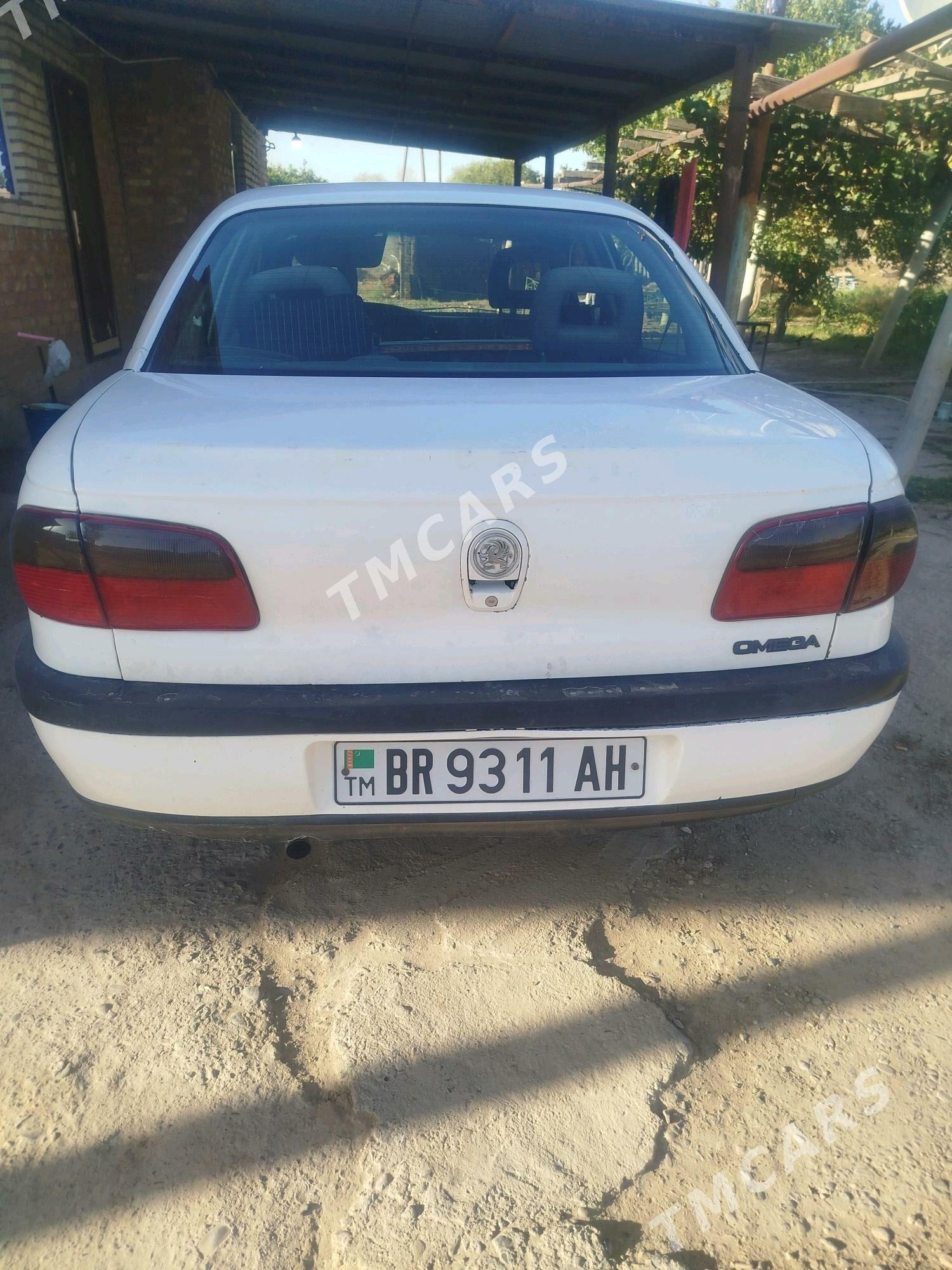 Opel Omega 1995 - 33 000 TMT - Серахс - img 4