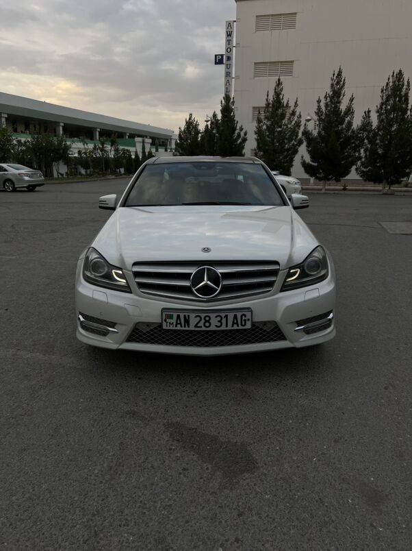 Mercedes-Benz C350 2012 - 270 000 TMT - Aşgabat - img 10