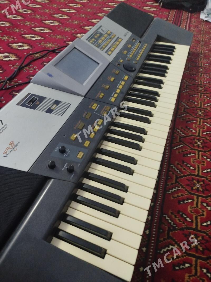 Roland VA-7 - Tejen - img 2