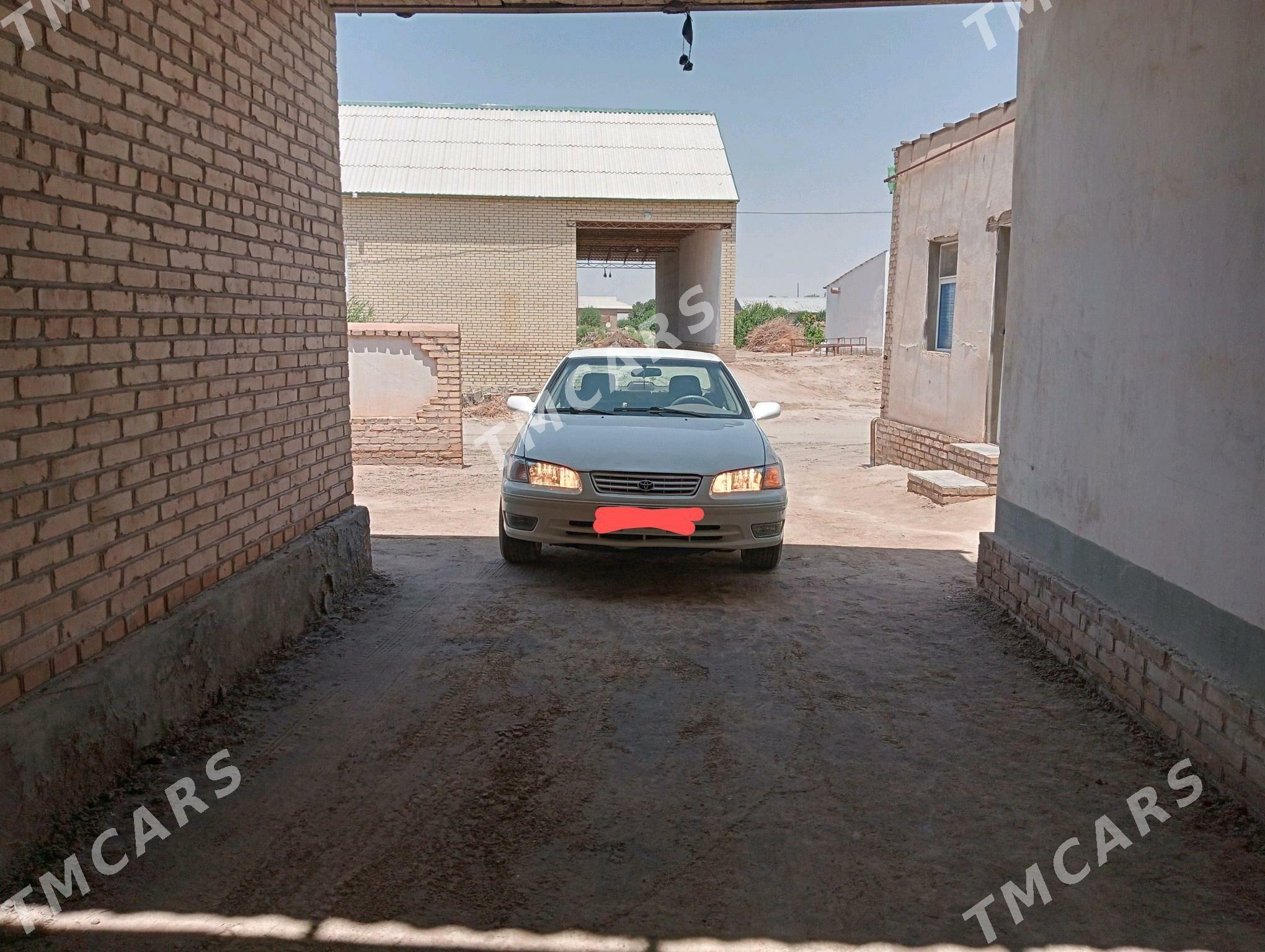 Toyota Camry 1999 - 120 000 TMT - Kerki - img 6