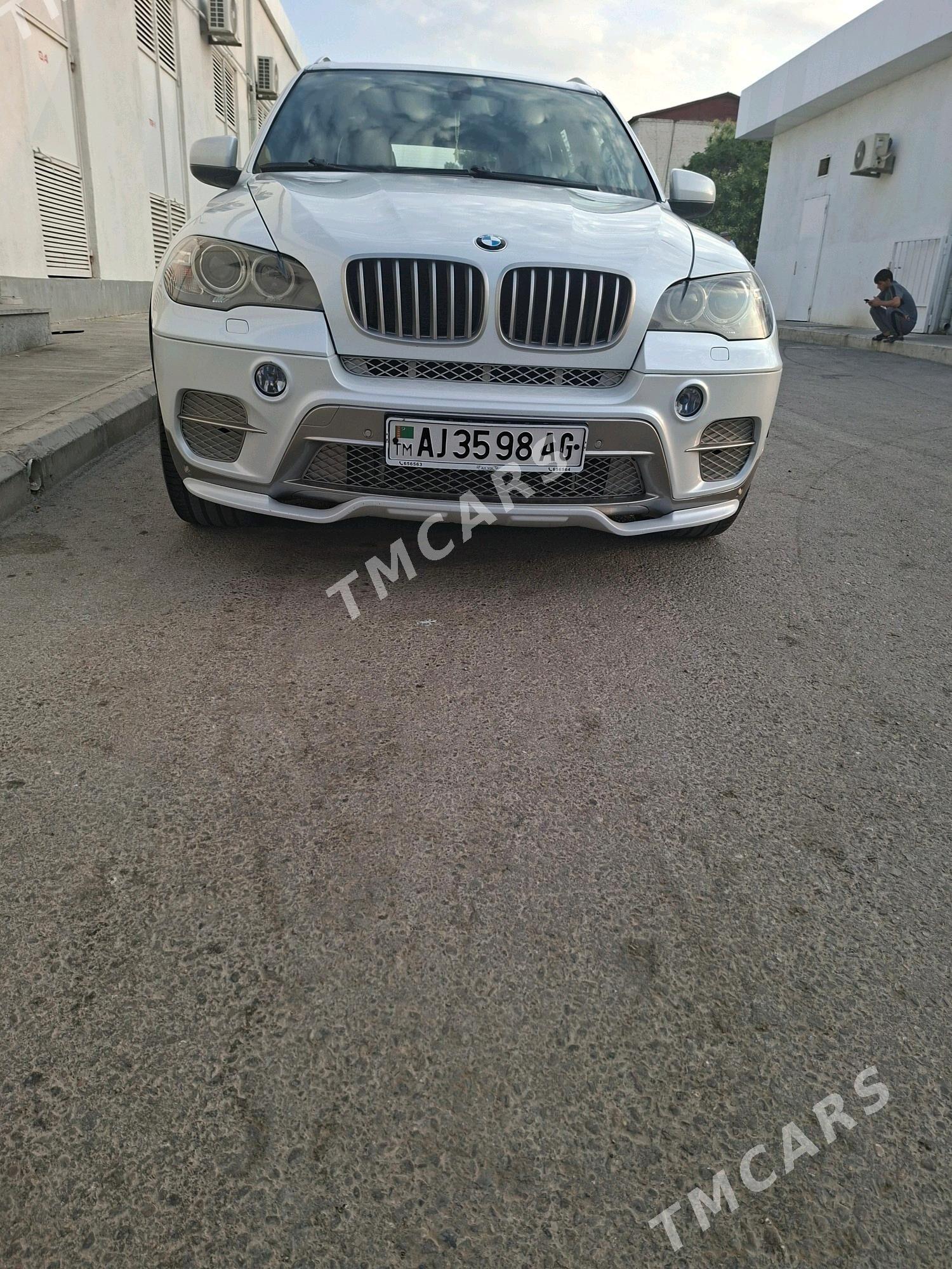 BMW X5 2010 - 285 000 TMT - Podwoýski köç. (Bitarap Türkmenistan şaýoly) - img 2