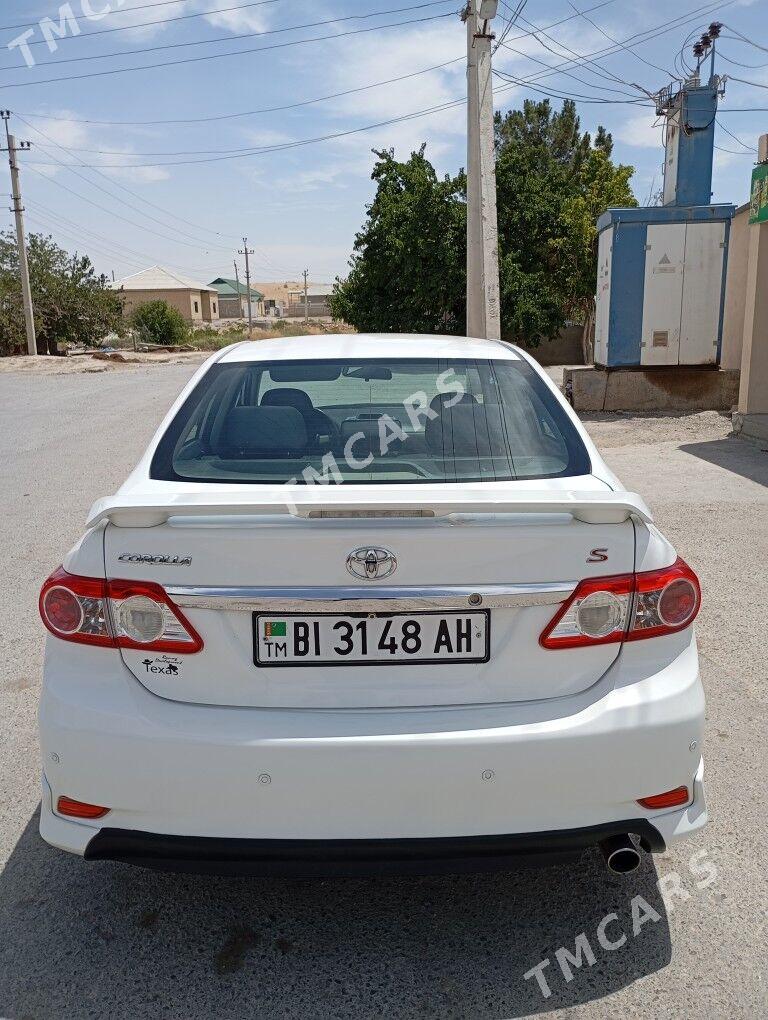 Toyota Corolla 2012 - 169 000 TMT - Gökdepe - img 3