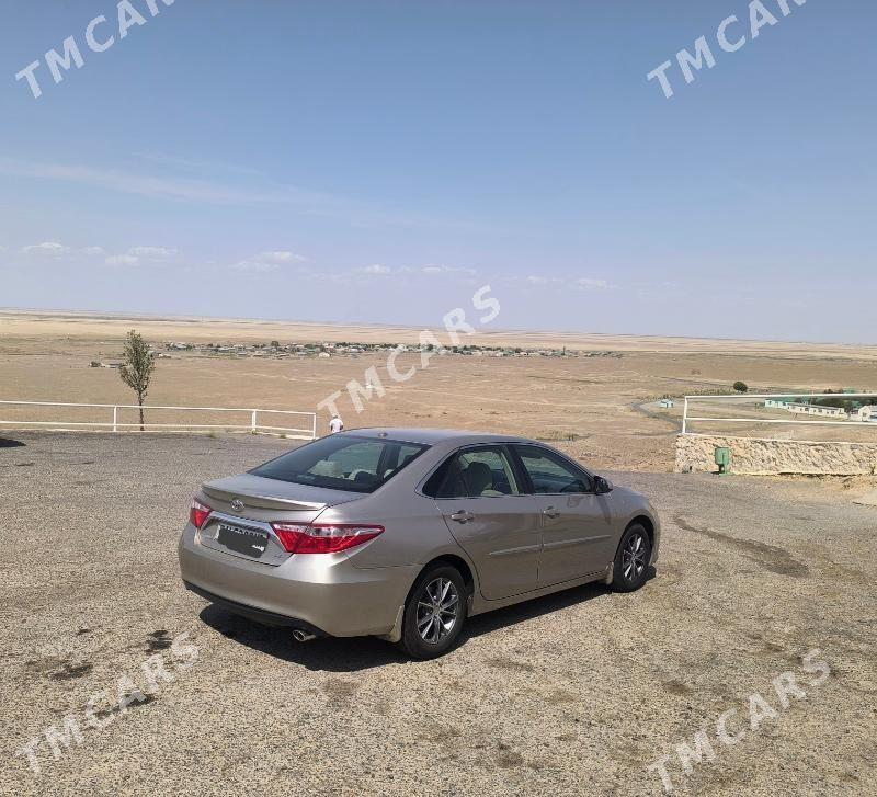 Toyota Camry 2017 - 250 000 TMT - Мары - img 3