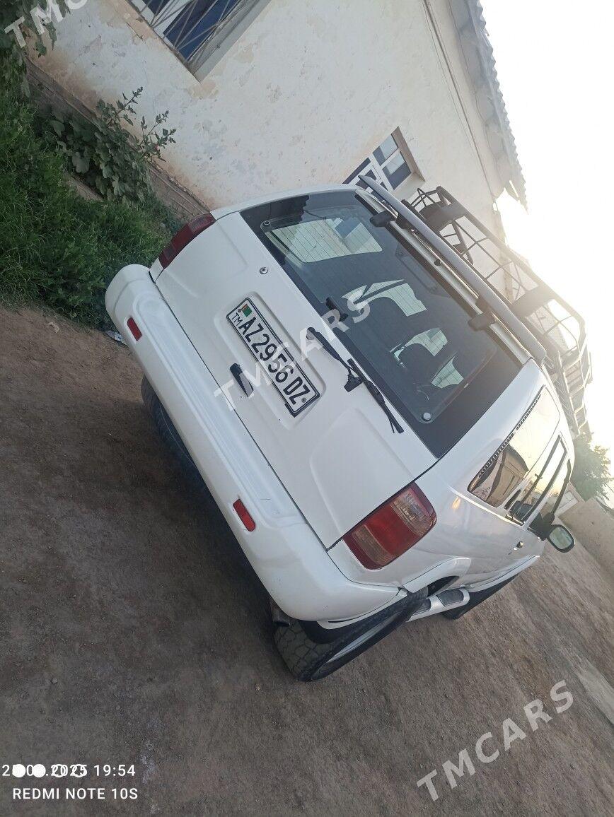 Nissan Pathfinder 1997 - 90 000 TMT - Гороглы (Тагта) - img 5