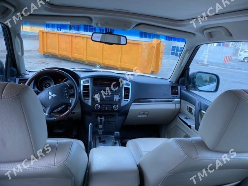 Mitsubishi Pajero 2015 - 295 000 TMT - Ашхабад - img 3