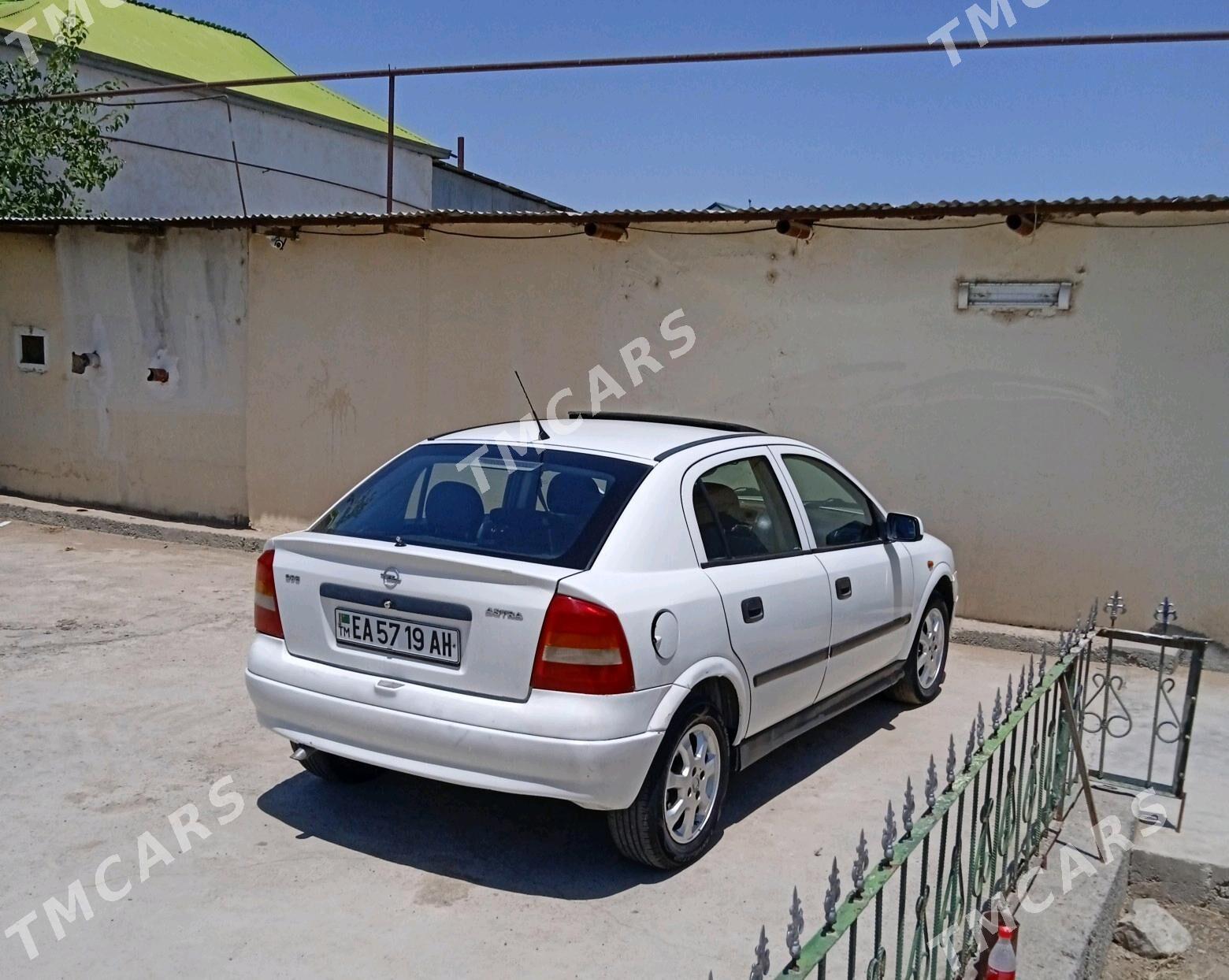Opel Astra 2000 - 72 000 TMT - Чоганлы - img 4