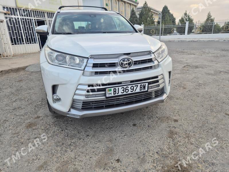 Toyota Highlander 2017 - 370 000 TMT - Гызыларбат - img 7