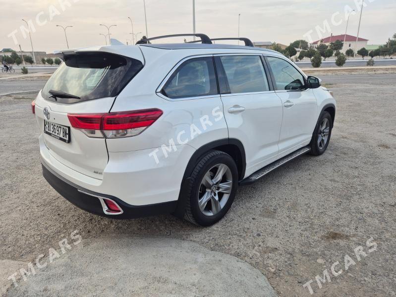 Toyota Highlander 2017 - 370 000 TMT - Гызыларбат - img 4