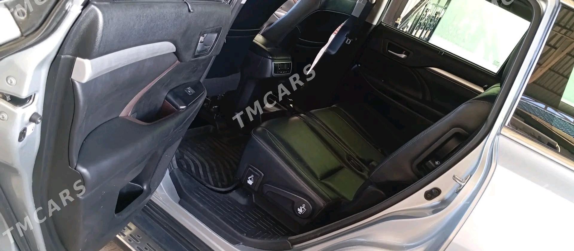 Toyota Highlander 2017 - 400 000 TMT - Mary - img 5