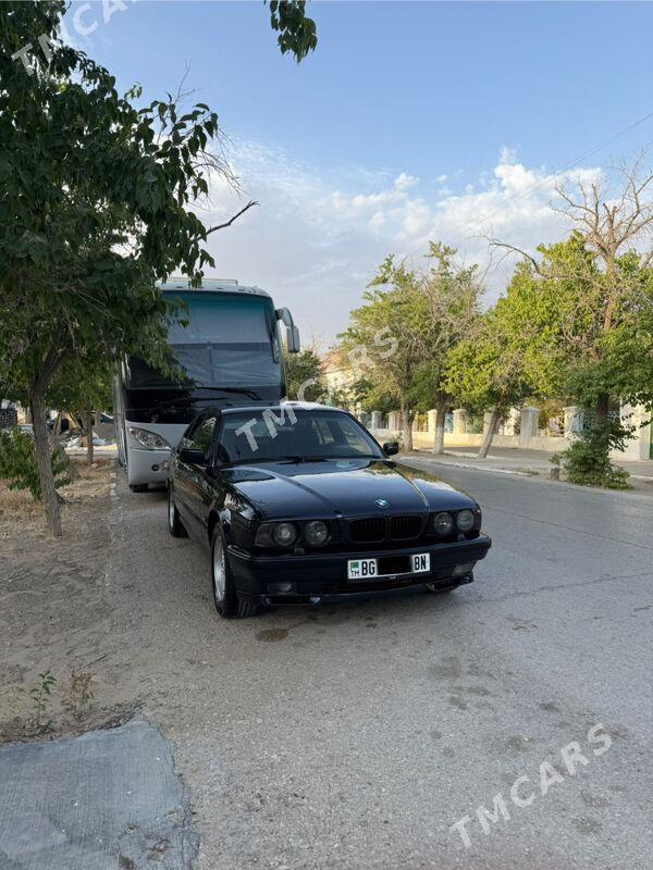 BMW 525 1991 - 90 000 TMT - Балканабат - img 2