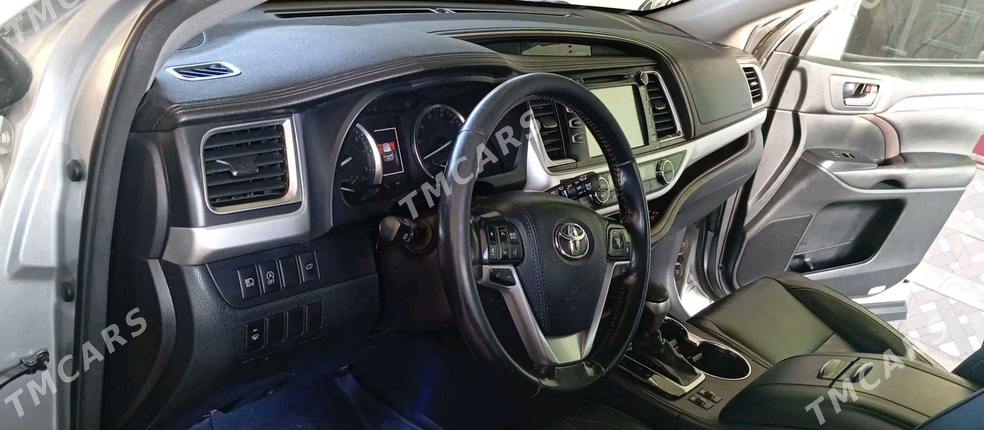 Toyota Highlander 2017 - 400 000 TMT - Mary - img 7