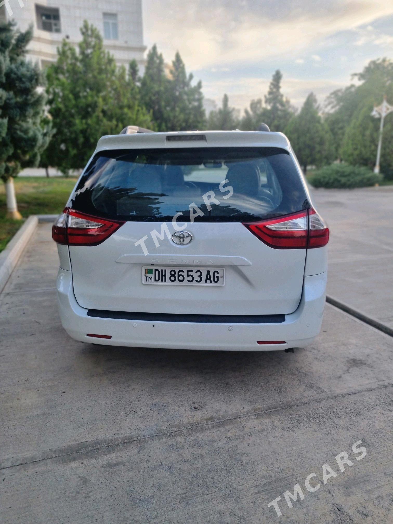 Toyota Sienna 2016 - 330 000 TMT - Ашхабад - img 2