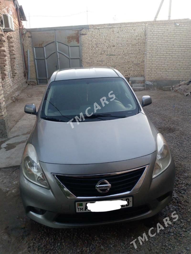 Nissan Versa 2012 - 90 000 TMT - Туркменабат - img 5