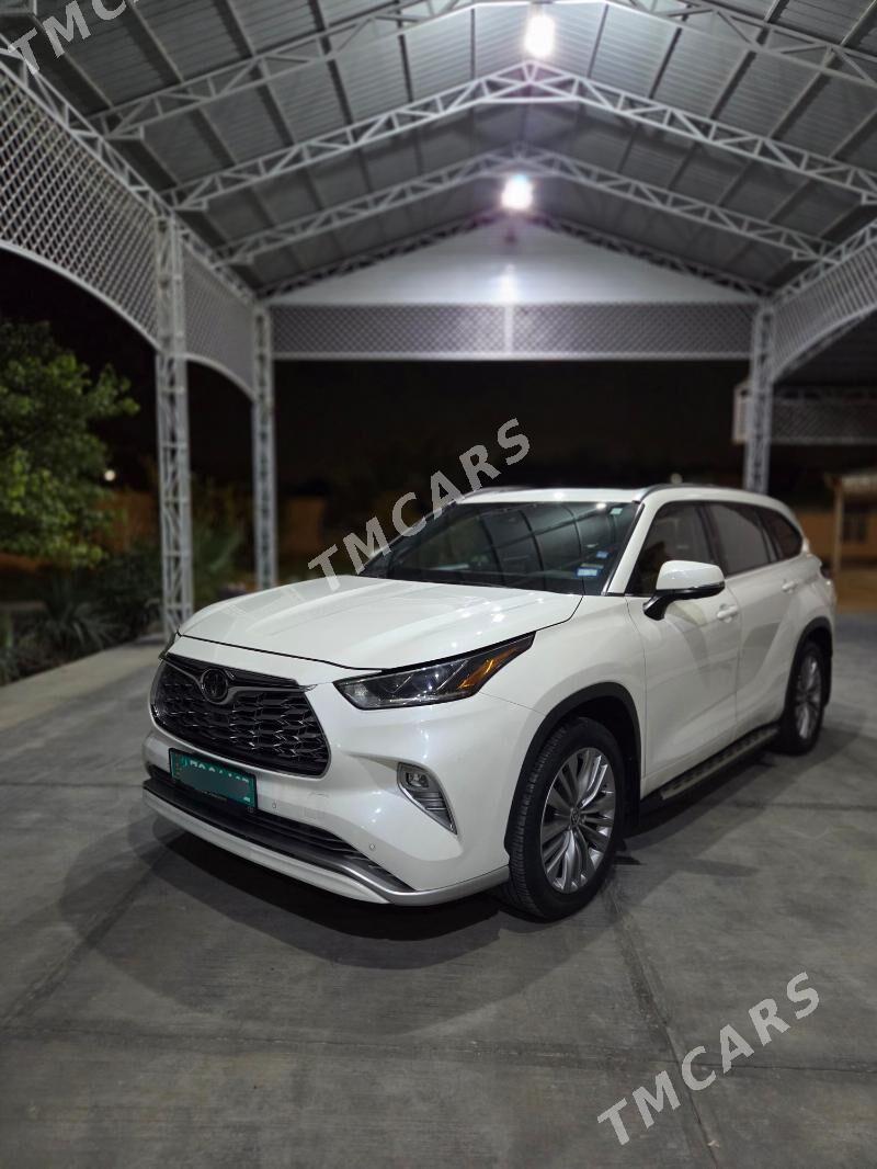 Toyota Highlander 2022 - 800 000 TMT - Büzmeýin - img 3